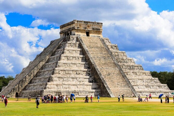 Chichen Itza, Cenote and Valladolid Small Group Day Trip - Why the early start matters at Chichen Itza