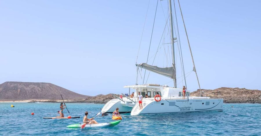 Corralejo: Adults-Only Catamaran Day Trip to Lobos Island - Seeing La Caldera from the sea