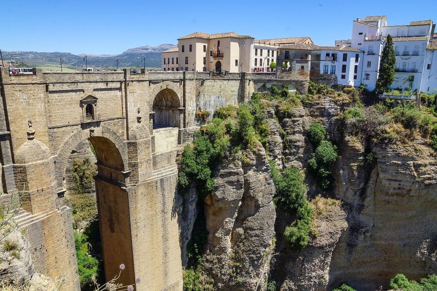 Costa del Sol: Day Trip to Ronda and Setenil - The road to Ronda and the first guided walk