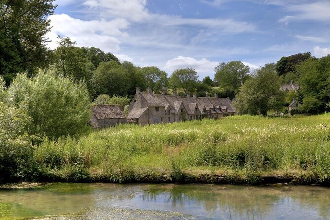 Cotswolds Day Trip from London with Optional Village Lunch - Key points at a glance