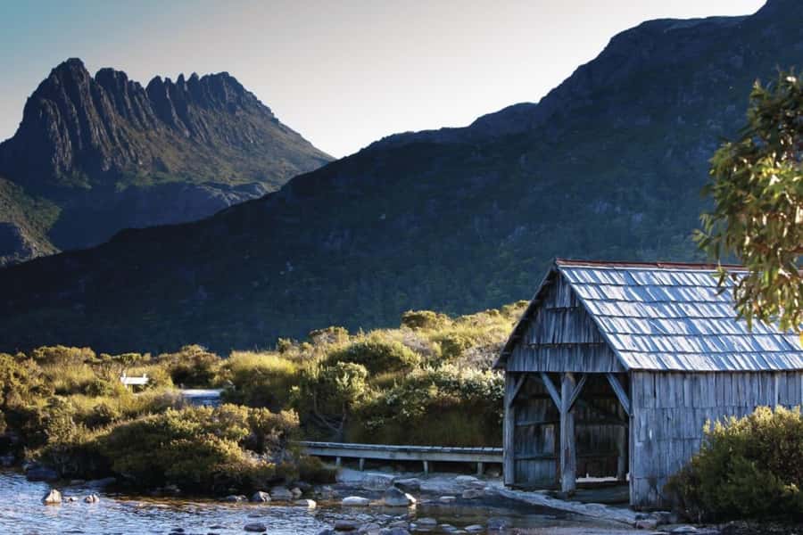 Cradle Mountain: Day Trip from Launceston with Lunch - The guide can make or break the day