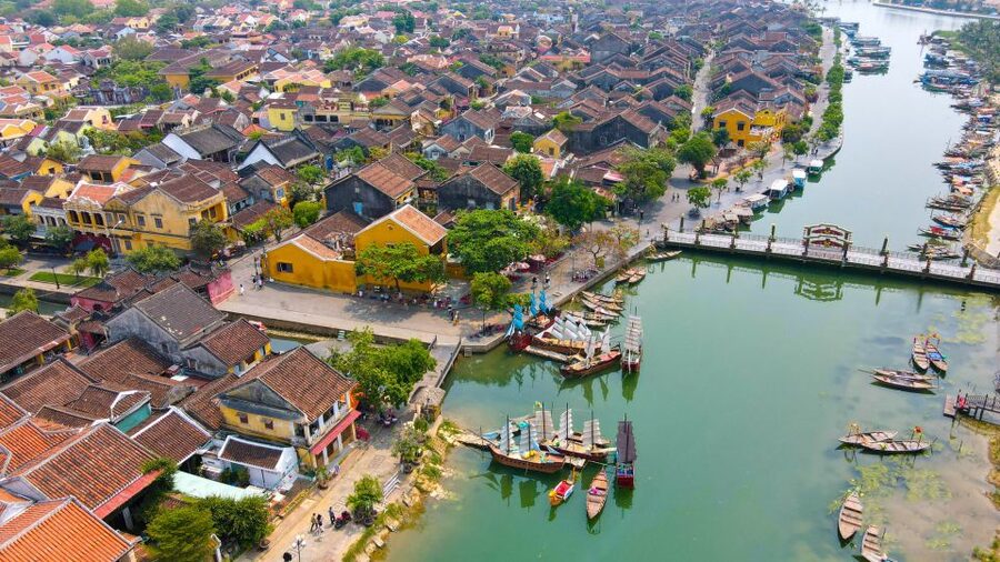 Da Nang: Hoi An Town, Lady Buddha & Marble Mountain Day Trip - Non Nuoc stone village and the work behind the souvenirs