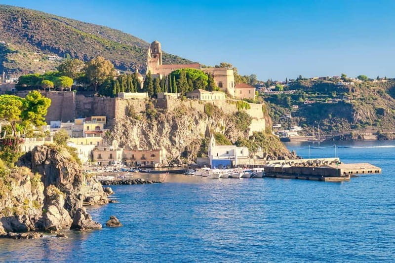 Da Tropea: Day Trip with Vulcano Lipari Stromboli - Who will enjoy this island circuit most