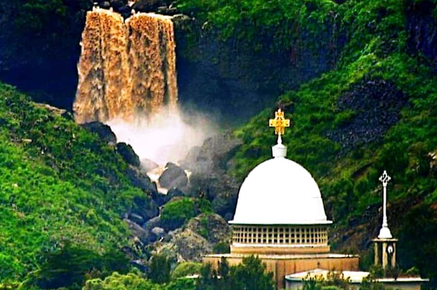 Day trip Debre Libanos, Bule nile George &Portugal Bridge - Debre Libanos Monastery and its living faith