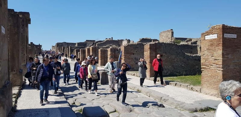 Day Trip from Rome: Explore Pompeii & Sorrento Amalfi Coast - What to pack for this particular day