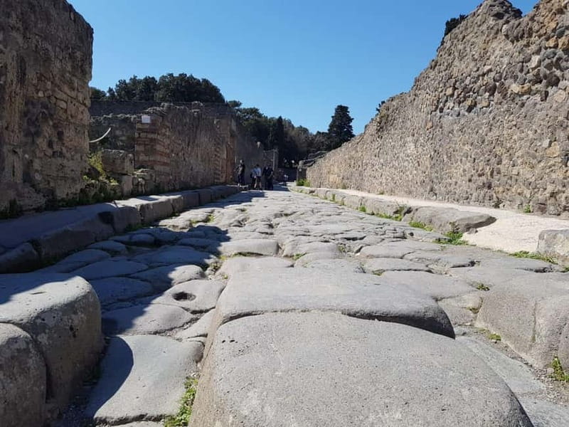 Day Trip from Rome: Explore Pompeii & Sorrento Amalfi Coast - Why combine Pompeii and Amalfi in one day?