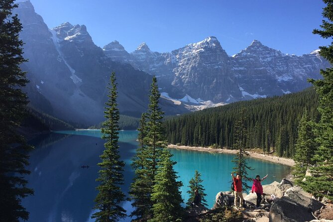 Day Trip: Lake Louise, Moraine Lake, Emerald Lake, Banff - Moraine Lake and the Rockpile view