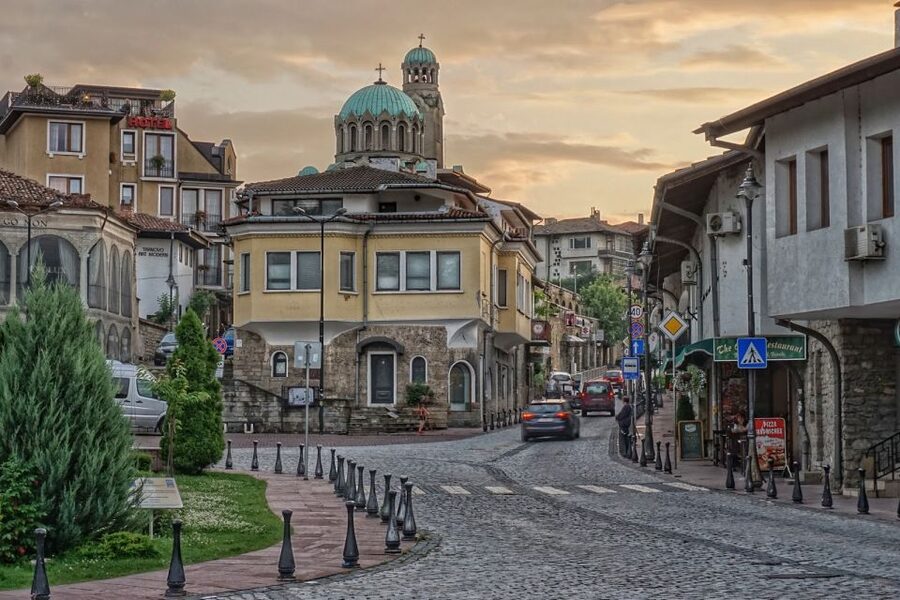 Day Trip to Bulgaria and Veliko Tarnovo from Bucharest - Leaving Bucharest early from Grand Hotel Bucharest