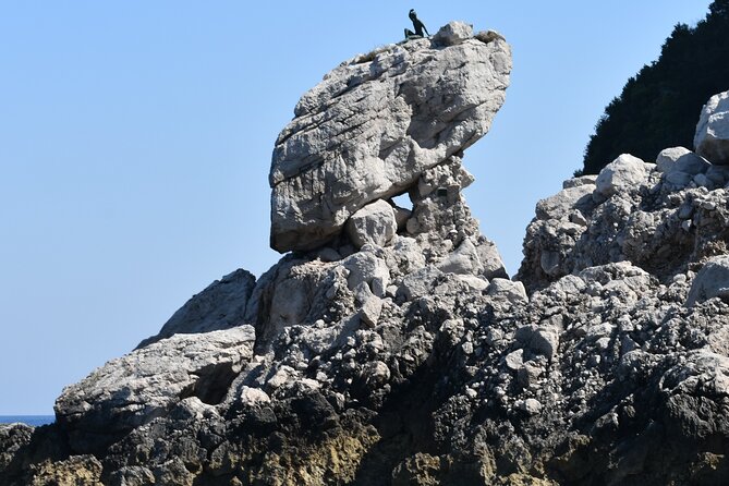 Day Trip to Capri and Blue Grotto From Naples & Sorrento - Free time in Capri town and La Piazzetta
