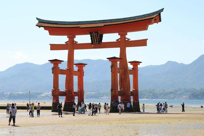 Day Trip to Hiroshima & Miyajima with Itsukushima Shrine - Crossing the water to Miyajima