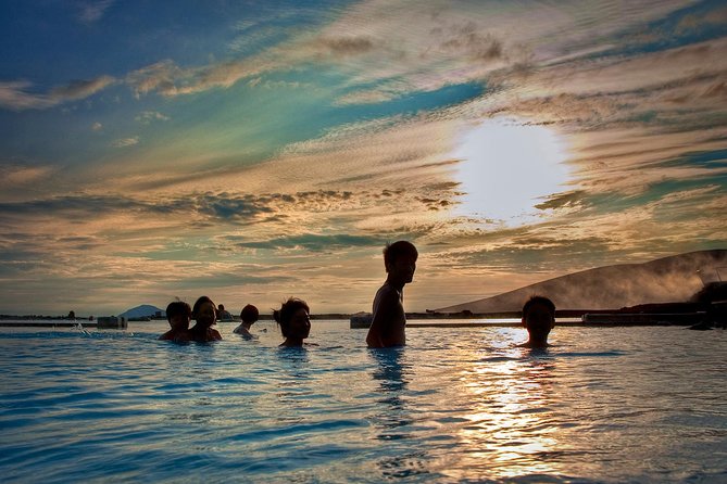 Day Trip to Lake Mývatn And The Nature Baths from Akureyri - Who should book this tour?