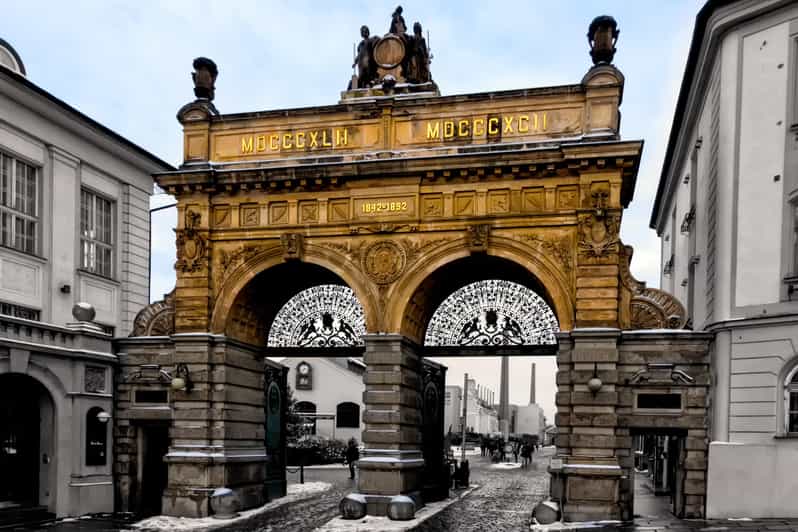 Day trip to Pilsner Urquell brewery and Bohemian glassworks - A short introduction to Plzeň