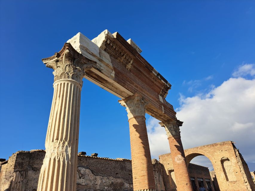 Day Trip to Pompeii & Vesuvius from Naples - Food, timing, and the tight schedule