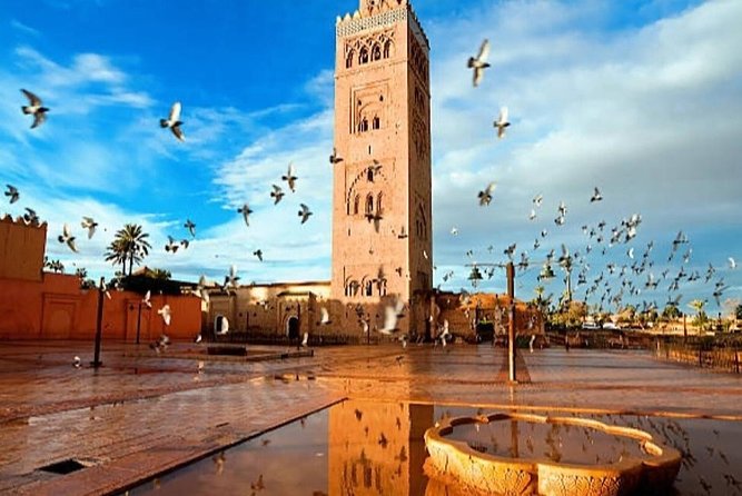 Day Trips from Agadir to Marrakech with Amazing guide - Koutoubia Minaret and the first look at Marrakech