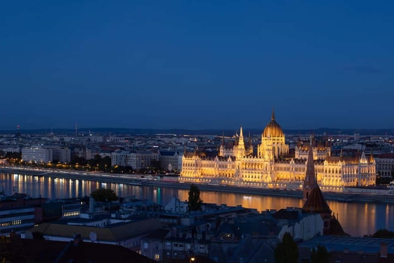 Day trips from Vienna: Bratislava and Budapest with Guide - Why this Vienna day trip works