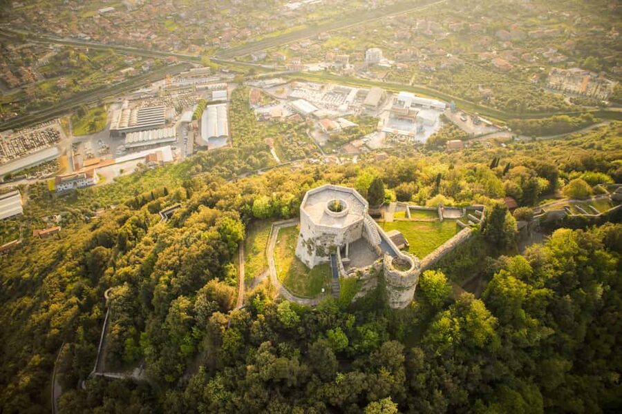 Day trips from Vienna: Bratislava and Budapest with Guide - The long road to Budapest