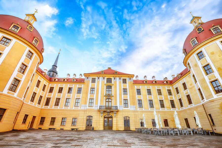 Day trips from Vienna: Hallstatt & Salzburg Guided Tour - Is $124 good value?