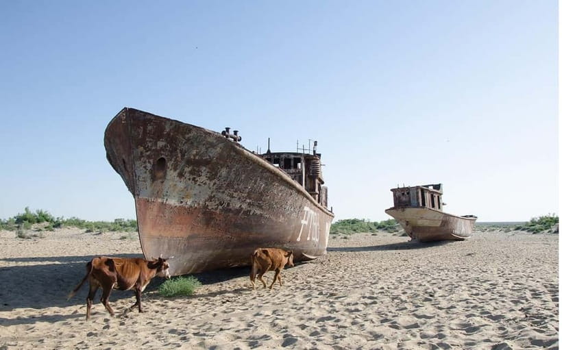 Daytrip from Khiva to Aral Sea Cemetery of Ships. All in one - Mizdakhan Necropolis is the most atmospheric stop