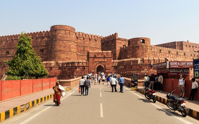 Delhi to Agra Taj Mahal Private Day Trip by Superfast Train - Lunch, then the Baby Taj
