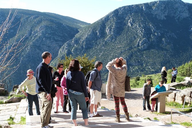 Delphi One Day Trip from Athens - The Arachova stop and the trip home