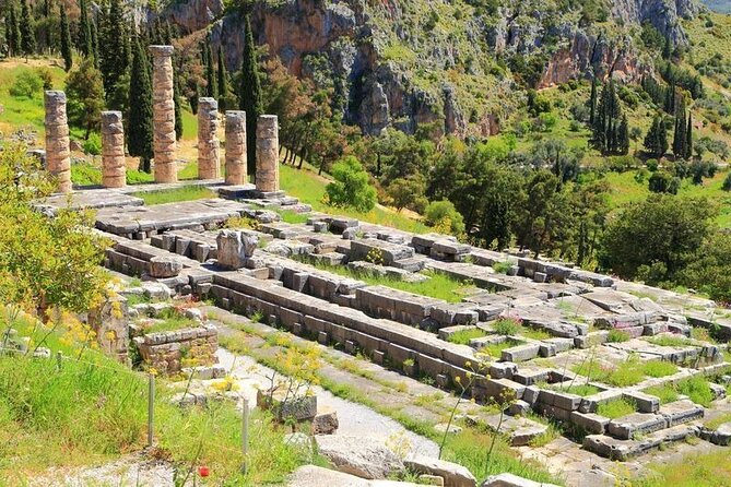 Delphi One Day Trip from Athens - Guides make the difference