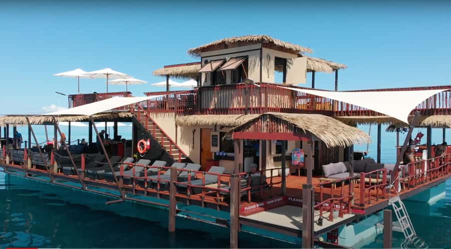 Denarau: Seventh Heaven Floating Bar Day Trip - Booking details and practical value