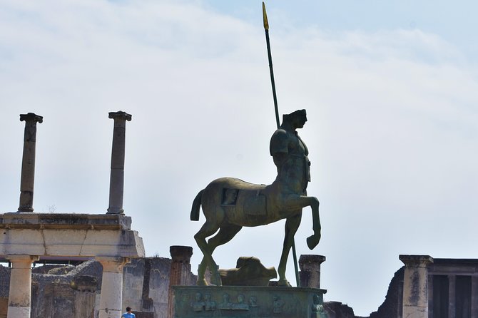 Discover the Ancient Ruins of Pompeii: Day Trip from Rome - The Naples detour and why it matters