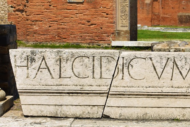 Discover the Ancient Ruins of Pompeii: Day Trip from Rome - Lunch near Pompeii