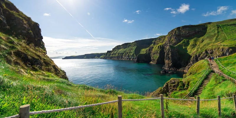 Dublin: Cliffs of Moher, Bunratty Castle and Ennis Day Trip - The early coach ride and Barack Obama Plaza stop