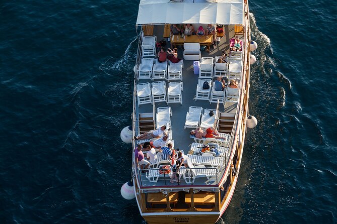 Dubrovnik: 3 Islands Fun Day Trip by Boat (Host: EN,FR,ES) - What the boat day feels like on board