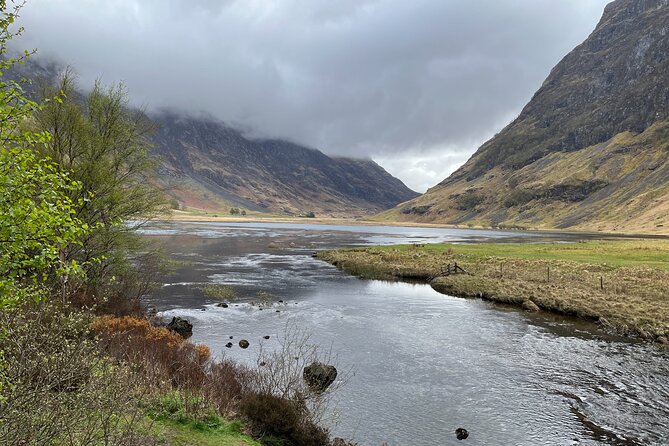 Edinburgh: Glenfinnan Viaduct, Glencoe & Fort William - Guides, stories, music, and the group experience