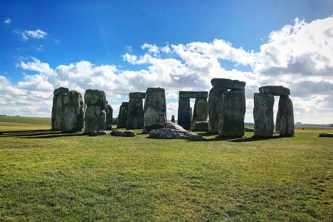 England in One Day: Stonehenge, Bath, the Cotswolds and Stratford-upon-Avon Day Trip from London - What this one-day England tour is really offering