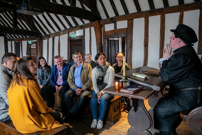 England in One Day: Stonehenge, Bath, the Cotswolds and Stratford-upon-Avon Day Trip from London - Stonehenge: the best first stop