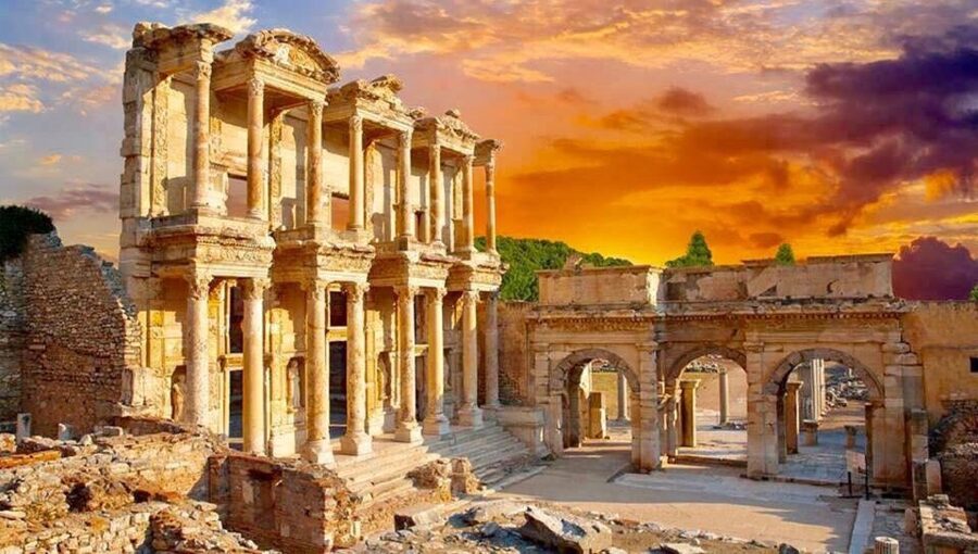 Ephesus and Virgin Mary Day Trip by Plane from Istanbul - Selçuk, Isabey Mosque, and the Temple of Artemis