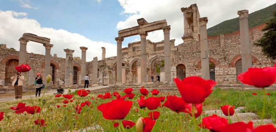 Ephesus and Virgin Mary Day Trip by Plane from Istanbul - The 4:30 a.m. start and flight to Izmir