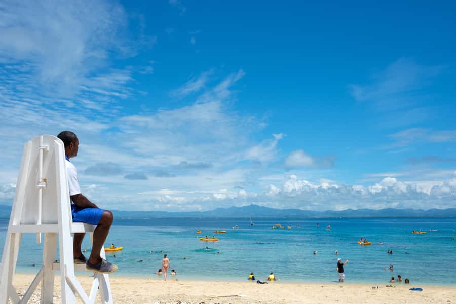 Fiji: South Sea Island Full Day Trip with Lunch & Drinks - The lunchtime meke adds a cultural note