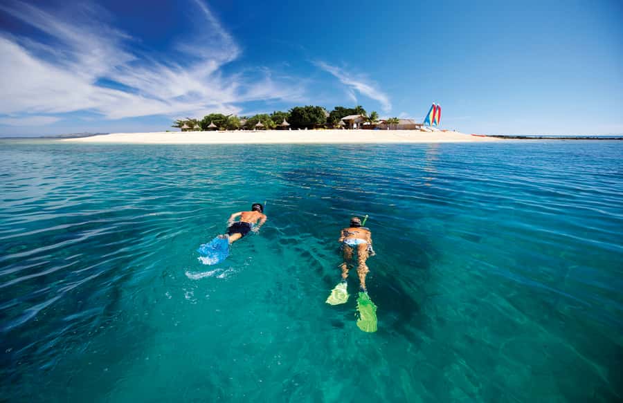 Fiji: South Sea Island Half-Day Trip with Lunch - BBQ lunch, local drinks, and the Fijian meke