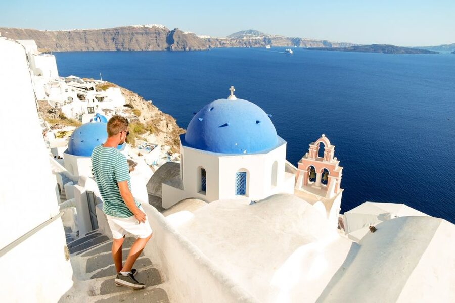 Fira: Traditional Villages Guided Day Trip with Oia Sunset - Akrotiri: a town stopped in its tracks