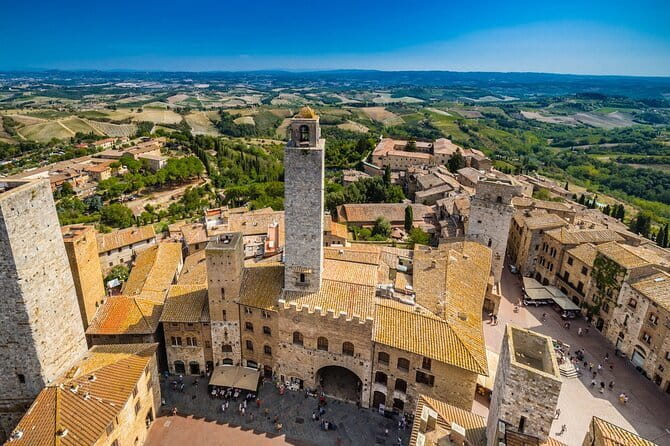 Florence Day Trip: Pisa, San Gimignano and Siena with Lunch - San Gimignano and its medieval towers