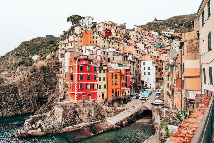 Florence: Day Trip to Cinque Terre with Optional Street Food - La Spezia and the first train into Cinque Terre