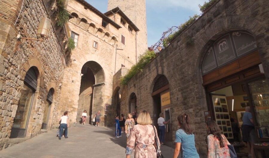 Florence: Pisa, Siena, S. Gimignano, Chianti Wine & Lunch - Siena Cathedral and the value of the guided option