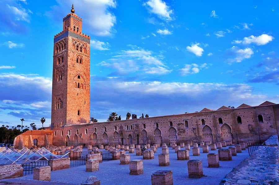 From Agadir: Guided Day Trip to Marrakech - Meeting your local guide in the Medina