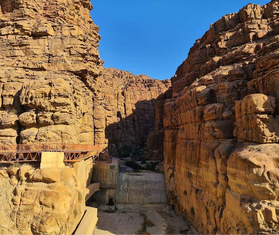 From Amman:To Al-Mujib Canyon & Dead Sea Salt Beach Day Trip - Timing, group size, and the real length of the day