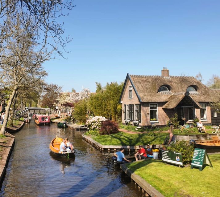 From Amsterdam: Giethoorn Day Trip with Small Electric Boat - Who Should Book This Day Trip