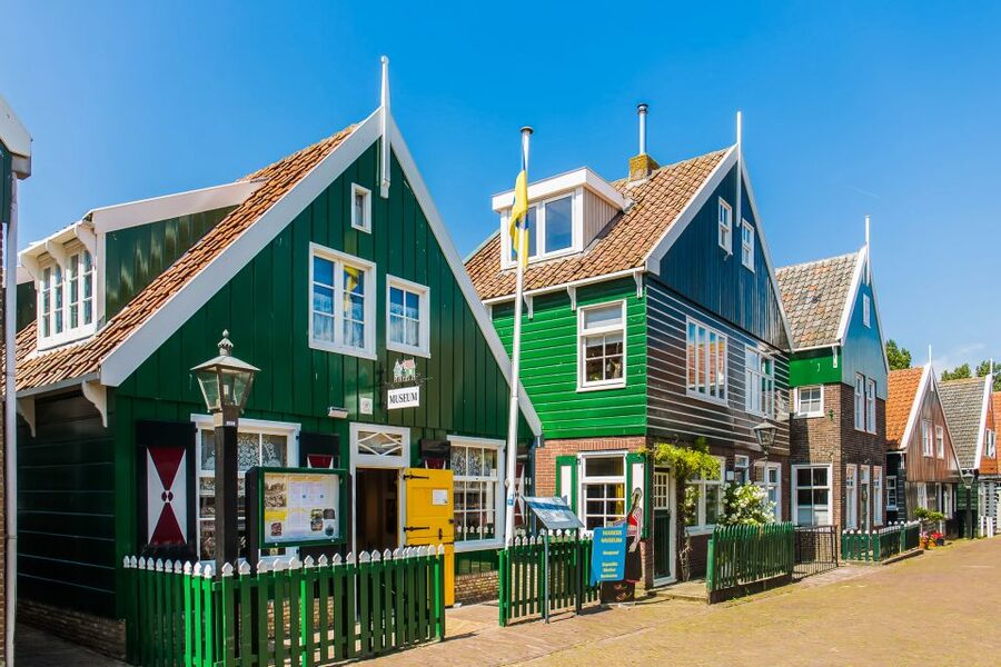 From Amsterdam: Zaanse Schans, Volendam & Marken Day Trip - Marken and the quieter final stop