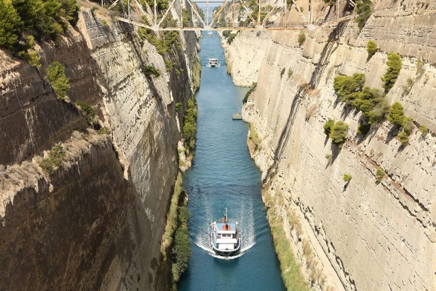 From Athens: Ancient Corinth Day Trip with Canal & VR Guide - From Athens to the Corinth Canal