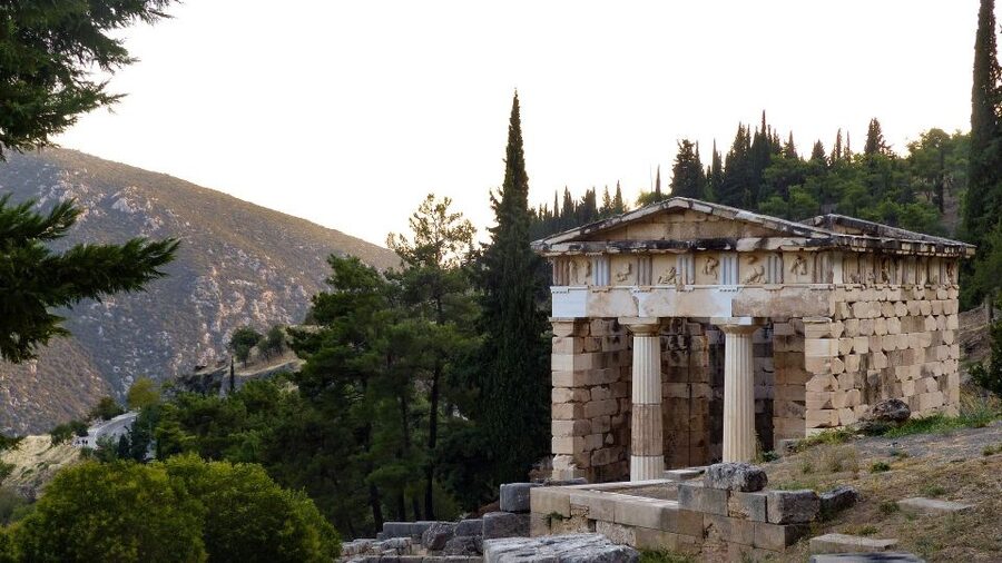 From Athens: Private Delphi and Thermopylae Guided Day Trip - My verdict: a worthwhile but demanding day