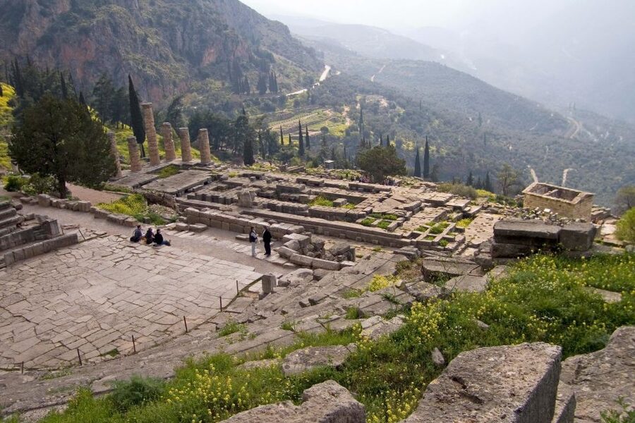 From Athens: Temple of Apollo and Oracle Delphi Day Trip - Walking through the ancient sanctuary