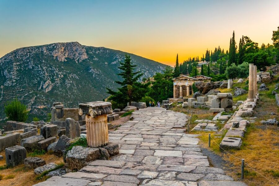 From Athens: Temple of Apollo and Oracle Delphi Day Trip - The Delphi Archaeological Museum and its famous Charioteer