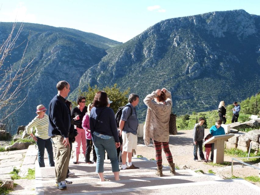 From Athens: Temple of Apollo and Oracle Delphi Day Trip - How the transport affects the day
